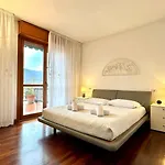 Maison P La Spezia