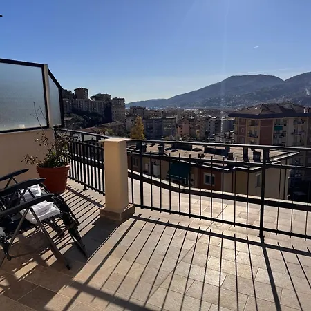Maison P La Spezia